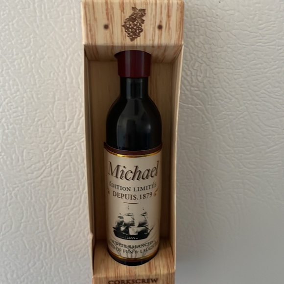 Michael magnetic corkscrew and bottle opener new - Picture 3 of 4